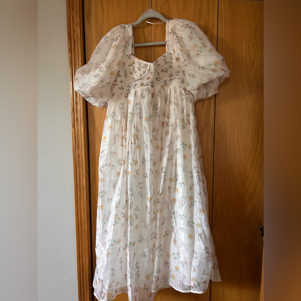 Floral Maxi Dress with Puff Sleeves